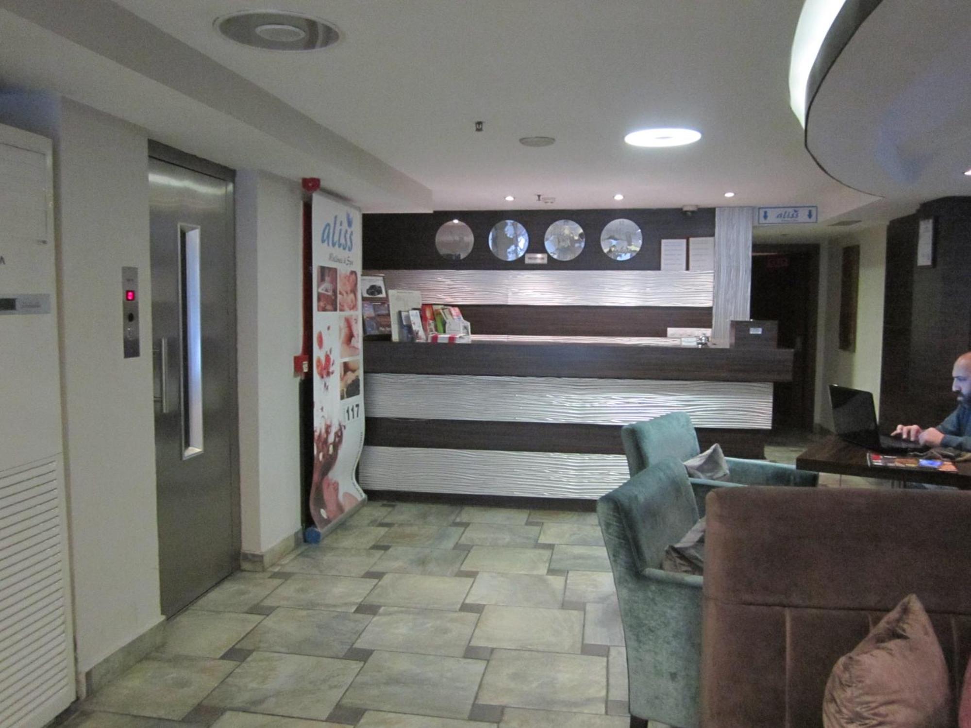 Derpa Suite Hotel اسطنبول المظهر الخارجي الصورة